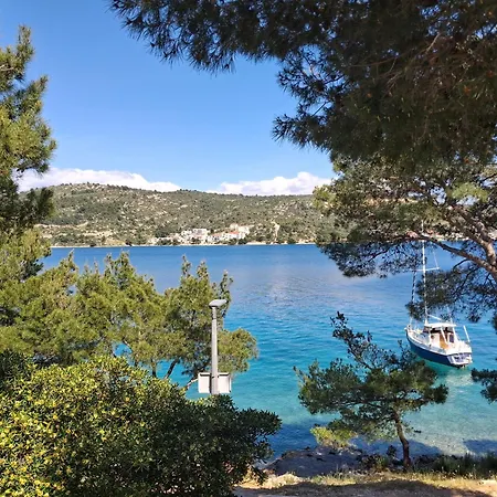 Beachfront House With Sunrise Terrace & Peace * Rogoznica (Sibenik-Knin)