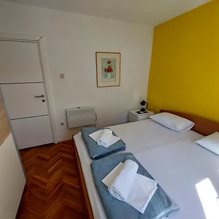 Сasa de vacaciones Beachfront House With Sunrise Terrace & Peace *